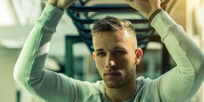 确保每天至 确保每天至